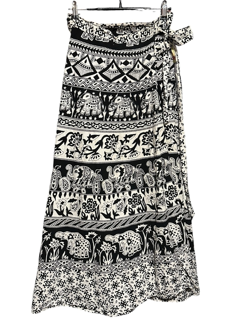 FUNKY PEOPLE Maxi Wrap Skirt Bohemian Black & Cream Size OS - Picture 10 of 10